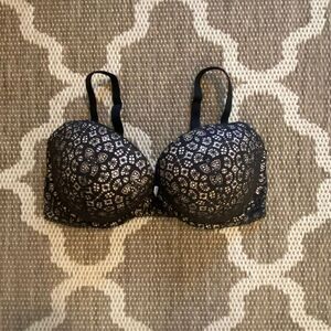 Victoria’s Secret dream angels push-up bra, size 36DD
